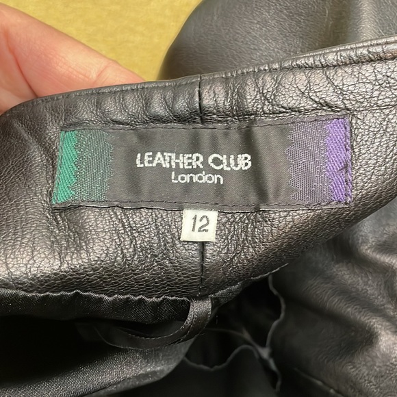 Vintage Soft Leather A-line skirt from Leather Club London - Picture 3 of 3